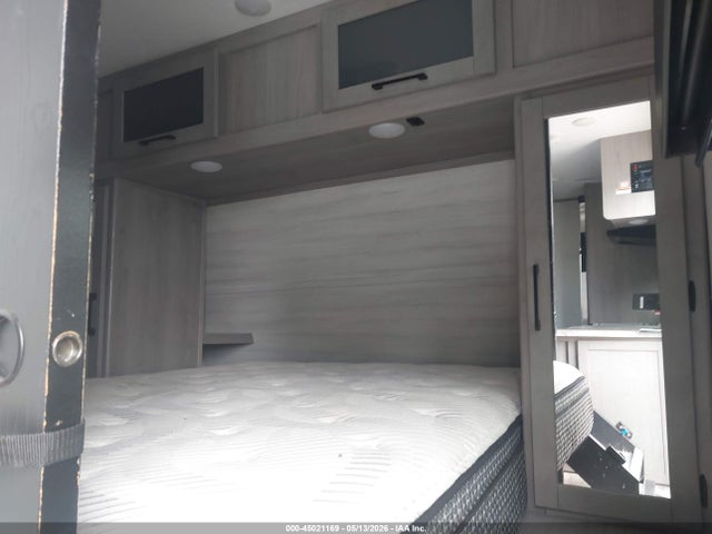 4YDTKDN25NJ974161 Dutchman Other