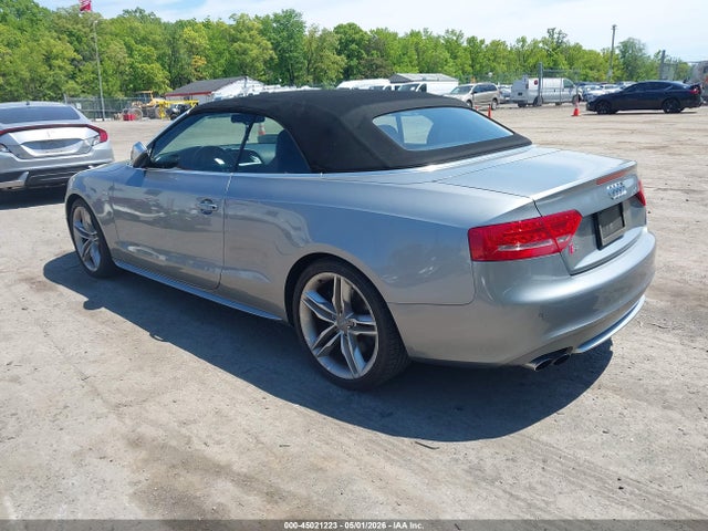 45021223 :رقم المزاد ، WAUVGAFH4BN003748 vin ، 2011 Audi S5 3.0 Premium Plus مزاد بيع