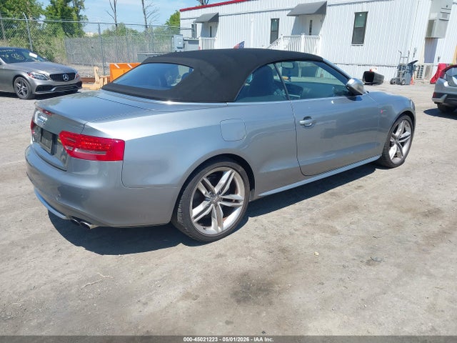 45021223 :رقم المزاد ، WAUVGAFH4BN003748 vin ، 2011 Audi S5 3.0 Premium Plus مزاد بيع