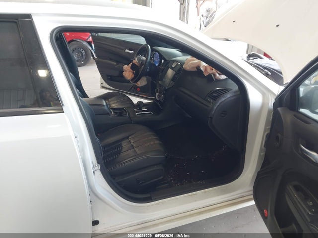 45021229 :رقم المزاد ، 2C3CCAGG5EH378190 vin ، 2014 Chrysler 300 300s مزاد بيع