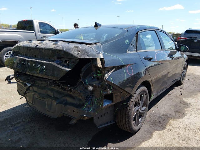 Продажа на аукционе авто 2023 Hyundai Elantra Sel, vin: 5NPLM4AG7PH088224, номер лота: 45021247