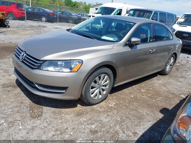 45021339 :رقم المزاد ، 1VWAT7A34FC101379 vin ، 2015 Volkswagen Passat 1.8t Wolfsburg Edition مزاد بيع