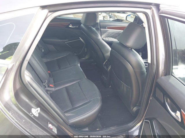 2018 Kia Cadenza Premium მანქანა იყიდება აუქციონზე, vin: KNALB4J1XJ5120458, აუქციონის ნომერი: 45021346