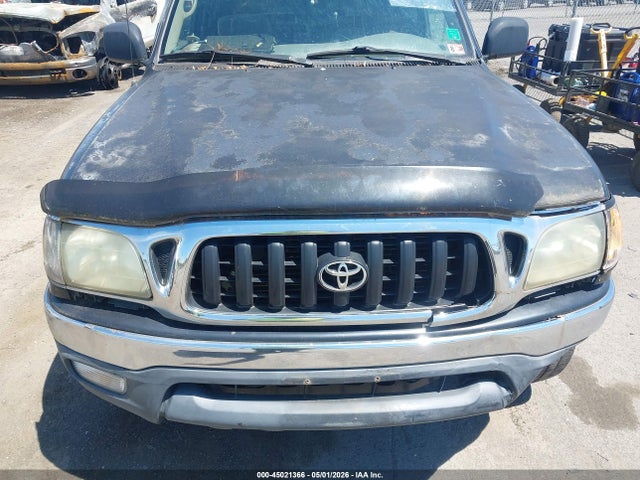 45021366 :رقم المزاد ، 5TEWN72N21Z852042 vin ، 2001 Toyota Tacoma Base V6 مزاد بيع