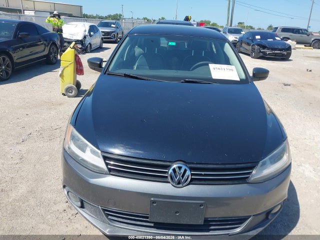 2016 Volkswagen Jetta 1.4t Se მანქანა იყიდება აუქციონზე, vin: 3VWD67AJ6GM318371, აუქციონის ნომერი: 45021390