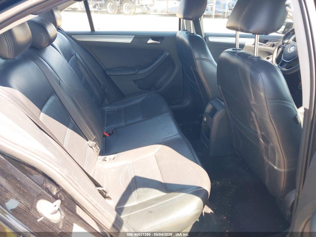 2016 Volkswagen Jetta 1.4t Se მანქანა იყიდება აუქციონზე, vin: 3VWD67AJ6GM318371, აუქციონის ნომერი: 45021390