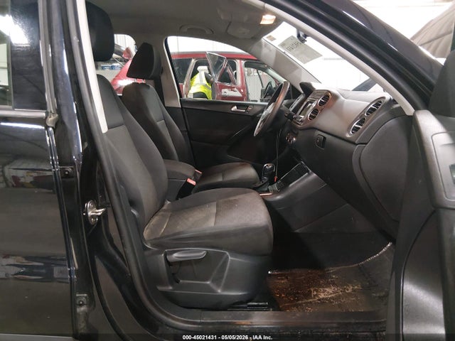 Продажа на аукционе авто 2017 Volkswagen Tiguan 2.0t/2.0t S, vin: WVGBV7AX5HK051973, номер лота: 45021431