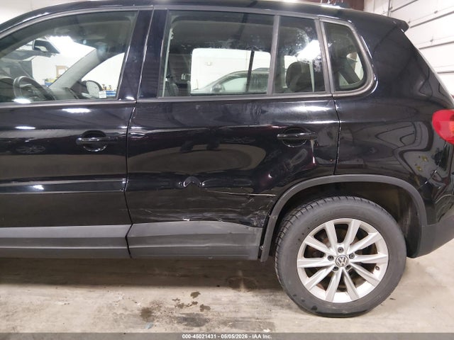 Продажа на аукционе авто 2017 Volkswagen Tiguan 2.0t/2.0t S, vin: WVGBV7AX5HK051973, номер лота: 45021431