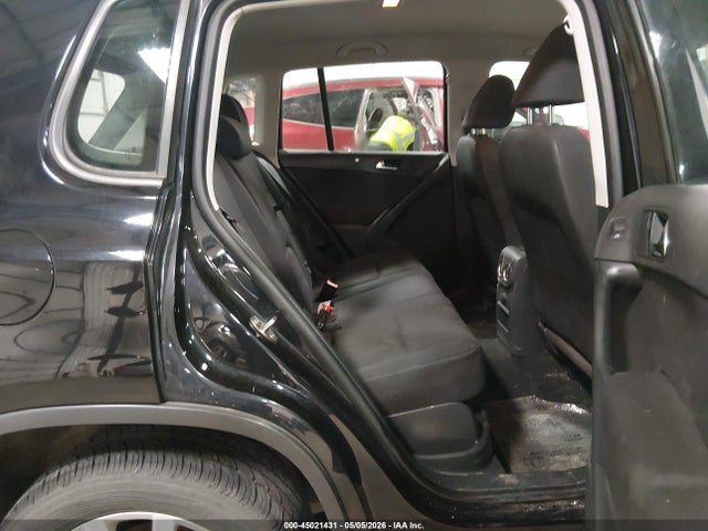 Продажа на аукционе авто 2017 Volkswagen Tiguan 2.0t/2.0t S, vin: WVGBV7AX5HK051973, номер лота: 45021431