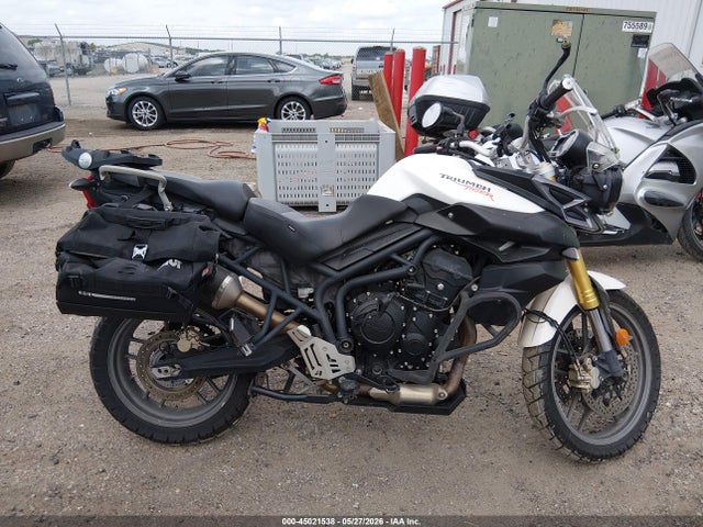 45021538 :رقم المزاد ، SMTE05BF7ET647958 vin ، 2014 Triumph Motorcycle Tiger 800/abs مزاد بيع