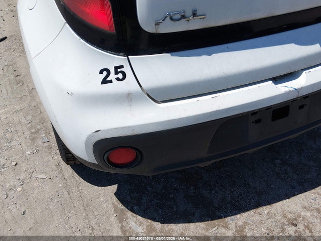2018 Kia Soul მანქანა იყიდება აუქციონზე, vin: KNDJN2A24J7601258, აუქციონის ნომერი: 45021578