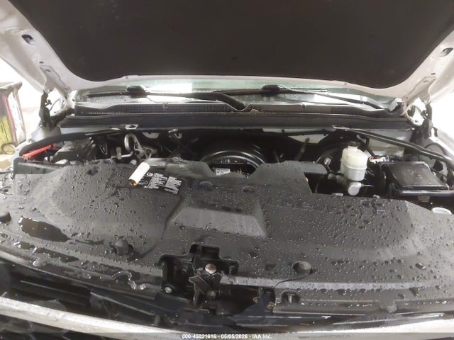 45021616 :رقم المزاد ، 1GNSKHKC8KR335926 vin ، 2019 Chevrolet Suburban Lt مزاد بيع