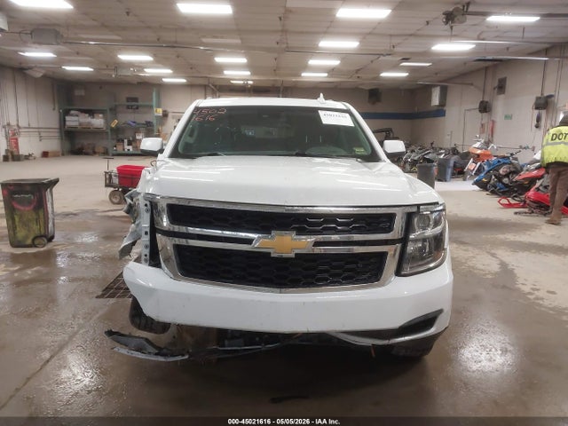45021616 :رقم المزاد ، 1GNSKHKC8KR335926 vin ، 2019 Chevrolet Suburban Lt مزاد بيع