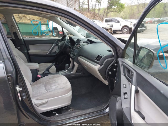 45021618 :رقم المزاد ، JF2SJAGC5EH451222 vin ، 2014 Subaru Forester 2.5i Premium مزاد بيع