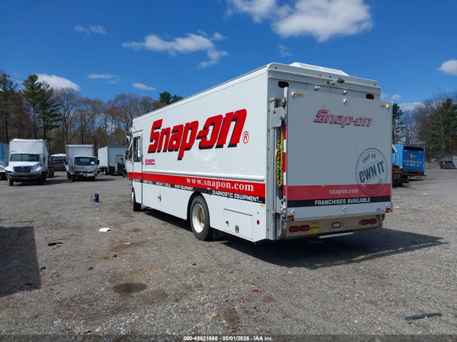 Продаж на аукціоні авто 2020 Freightliner Mt55, vin: 4UZAARFD4LCMD5288, номер лоту: 45021666