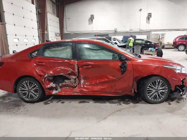 2022 Kia Forte Gt-line მანქანა იყიდება აუქციონზე, vin: 3KPF54AD7NE431342, აუქციონის ნომერი: 45021667