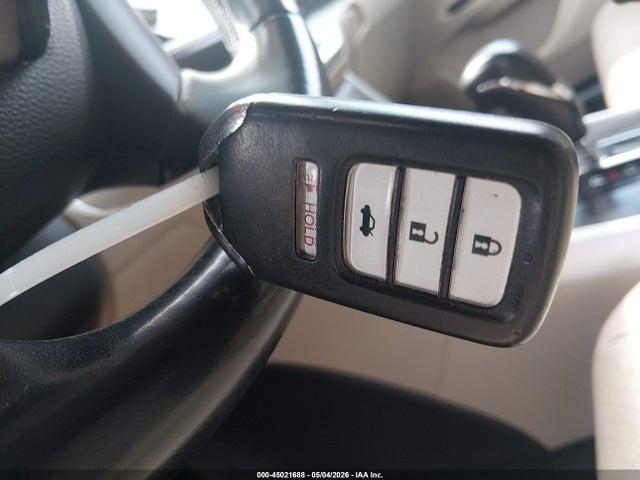 45021688 :رقم المزاد ، 1HGCR2F89DA012239 vin ، 2013 Honda Accord Ex-l مزاد بيع