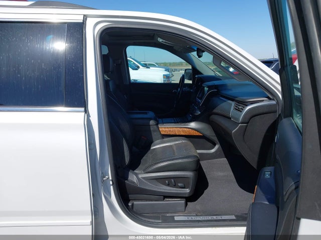 45021690 :رقم المزاد ، 1GNSKJKC1KR152438 vin ، 2019 Chevrolet Suburban Premier مزاد بيع