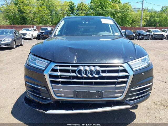 45021702 :رقم المزاد ، WA1ANAFY6L2094283 vin ، 2020 Audi Q5 Premium 45 Tfsi Quattro S Tronic/titanium Premium 45 Tfsi Quattro S Tronic مزاد بيع