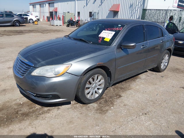 Продаж на аукціоні авто 2013 Chrysler 200 Touring, vin: 1C3CCBBG6DN715324, номер лоту: 45021828