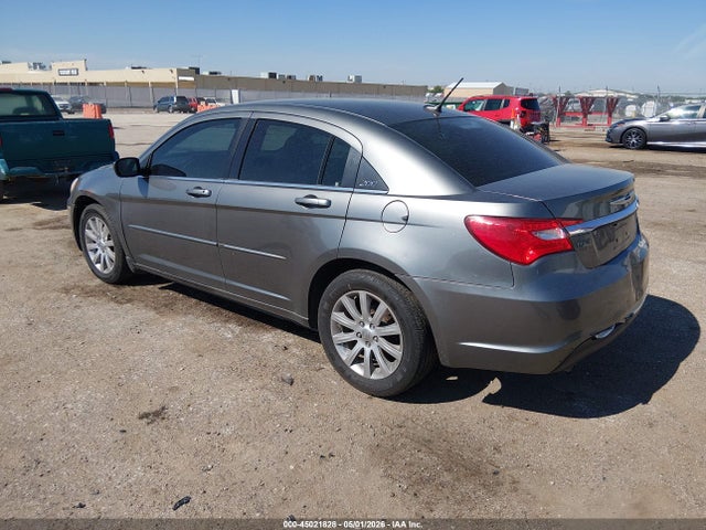 Продаж на аукціоні авто 2013 Chrysler 200 Touring, vin: 1C3CCBBG6DN715324, номер лоту: 45021828