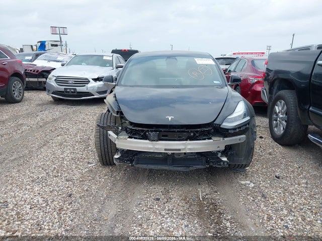 2019 Tesla Model 3 Long Range/mid Range/standard Range/standard Range Plus მანქანა იყიდება აუქციონზე, vin: 5YJ3E1EA8KF317003, აუქციონის ნომერი: 45021829