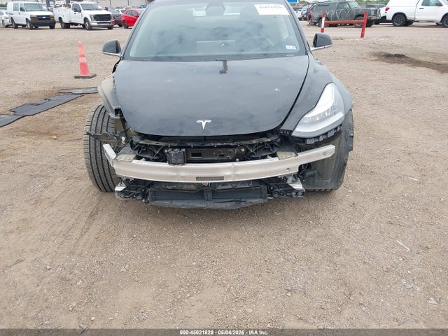 2019 Tesla Model 3 Long Range/mid Range/standard Range/standard Range Plus მანქანა იყიდება აუქციონზე, vin: 5YJ3E1EA8KF317003, აუქციონის ნომერი: 45021829