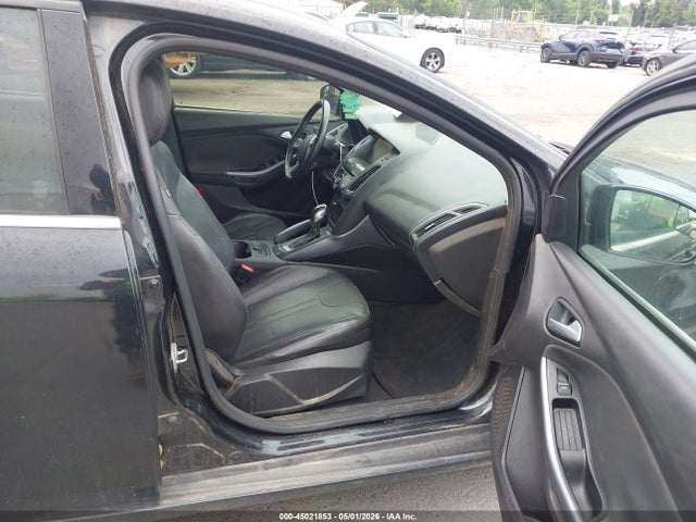 Продажа на аукционе авто 2014 Ford Focus Titanium, vin: 1FADP3J25EL141656, номер лота: 45021853