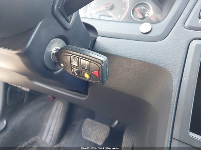 45021876 :رقم المزاد ، YV1SW59V242365495 vin ، 2004 Volvo V70 2.5t مزاد بيع