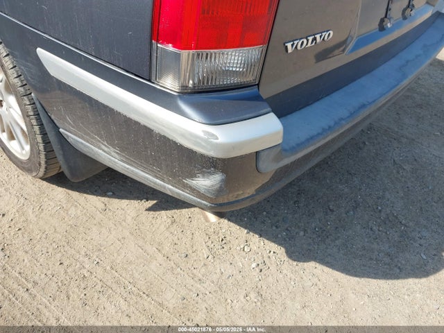 45021876 :رقم المزاد ، YV1SW59V242365495 vin ، 2004 Volvo V70 2.5t مزاد بيع