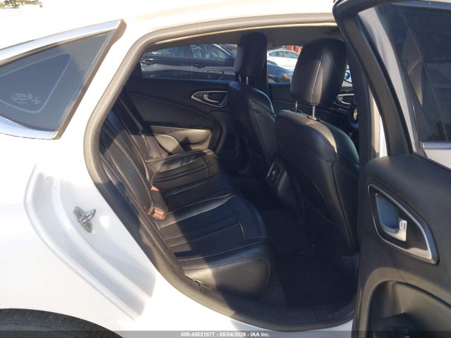 Aukcja sprzedaży 2015 Chrysler 200 C, vin: 1C3CCCCG1FN653192, numer aukcji: 45021877