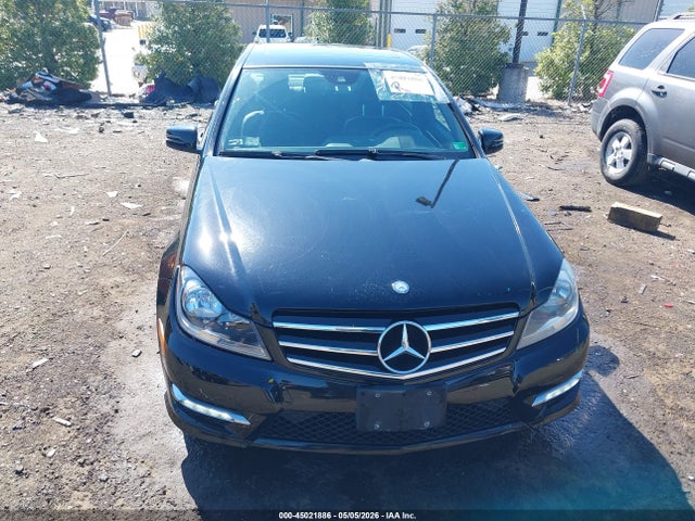 Продажа на аукционе авто 2013 Mercedes-benz C 300 Sport 4matic, vin: WDDGF8AB3DR253641, номер лота: 45021886