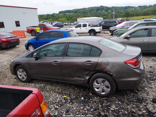 Продажа на аукционе авто 2013 Honda Civic Lx, vin: 2HGFB2F5XDH573333, номер лота: 45021933