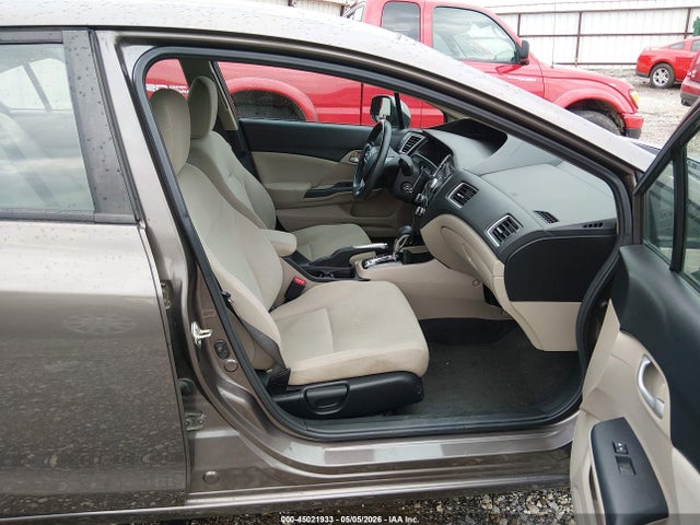 Продажа на аукционе авто 2013 Honda Civic Lx, vin: 2HGFB2F5XDH573333, номер лота: 45021933