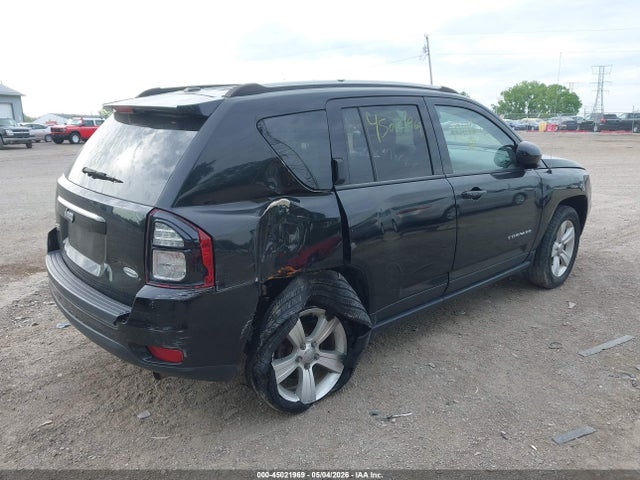 45021969 :رقم المزاد ، 1C4NJDEB3HD191437 vin ، 2017 Jeep Compass Latitude 4x4 مزاد بيع