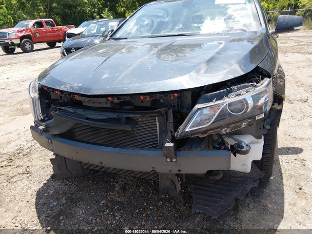 45022044 :رقم المزاد ، 1G1105SA0JU139037 vin ، 2018 Chevrolet Impala 1lt مزاد بيع