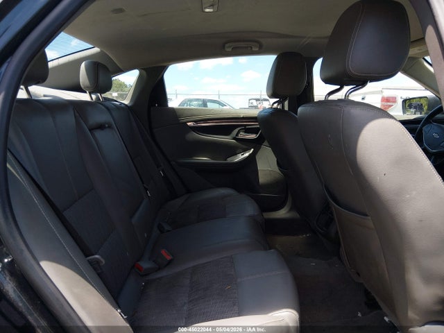 45022044 :رقم المزاد ، 1G1105SA0JU139037 vin ، 2018 Chevrolet Impala 1lt مزاد بيع