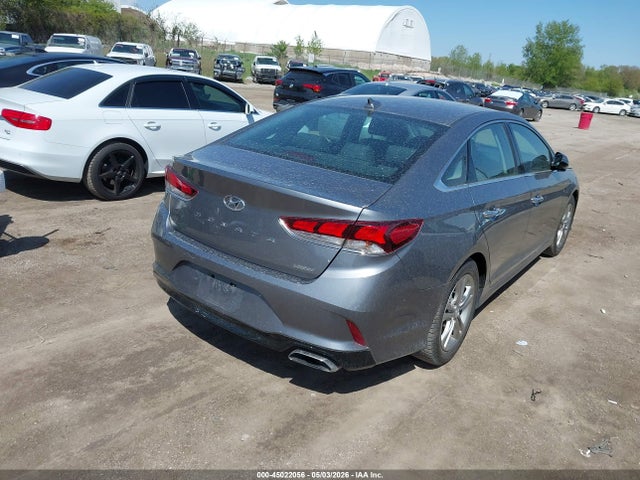Auction sale of the 2019 Hyundai Sonata Limited, vin: 5NPE34AF0KH770454, lot number: 45022056
