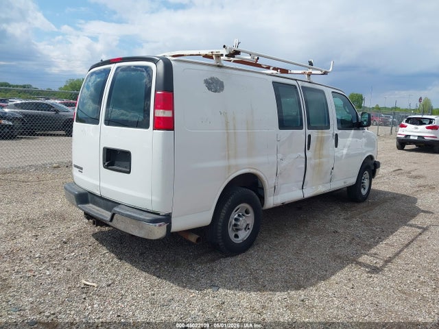 2016 Chevrolet Express 3500 Work Van მანქანა იყიდება აუქციონზე, vin: 1GCZGGFG9G1269215, აუქციონის ნომერი: 45022109