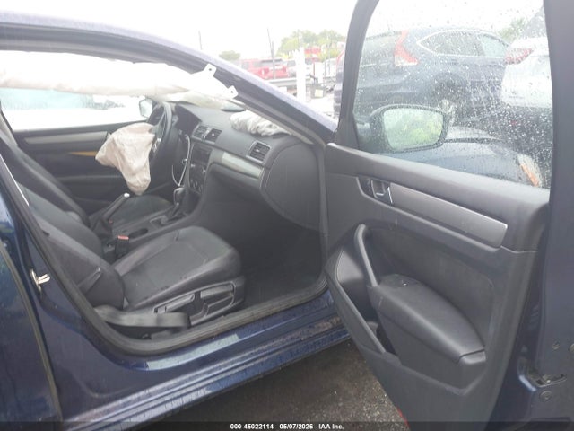 Aukcja sprzedaży 2015 Volkswagen Passat 1.8t Wolfsburg Edition, vin: 1VWAT7A3XFC073619, numer aukcji: 45022114