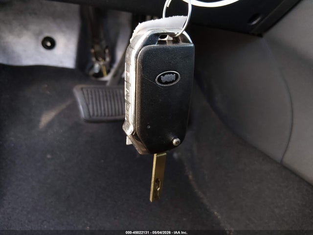 KNDJ23AU2L7083184 KIA SOUL LX