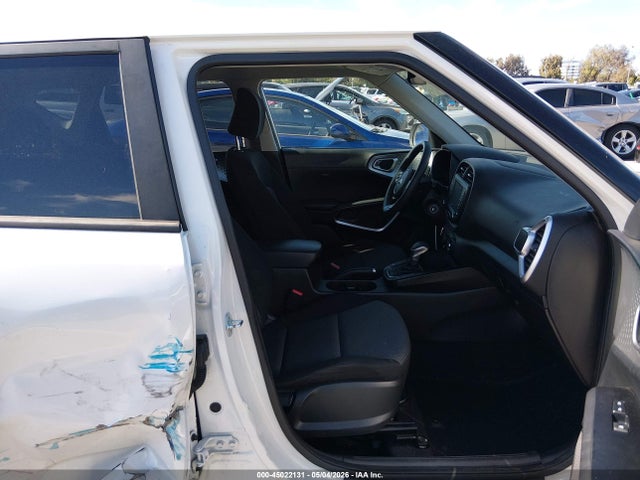 KNDJ23AU2L7083184 KIA SOUL LX