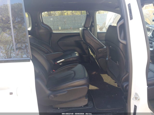 Продаж на аукціоні авто 2023 Chrysler Pacifica Hybrid Touring L, vin: 2C4RC1L78PR599629, номер лоту: 45022140