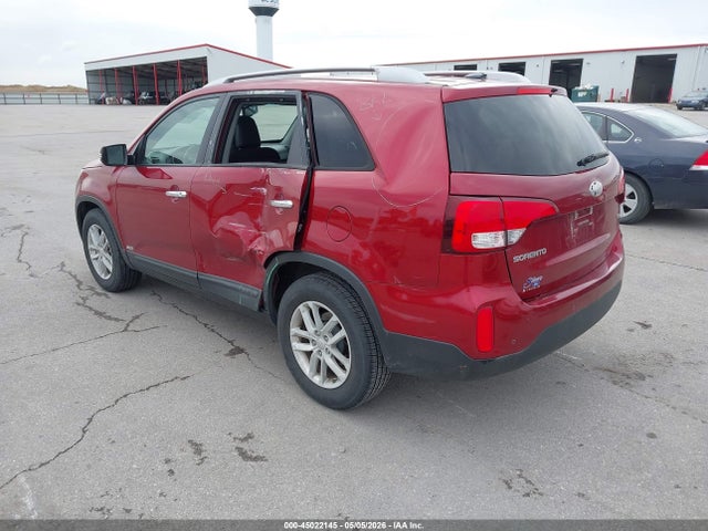 2015 Kia Sorento Lx მანქანა იყიდება აუქციონზე, vin: 5XYKTDA61FG562406, აუქციონის ნომერი: 45022145