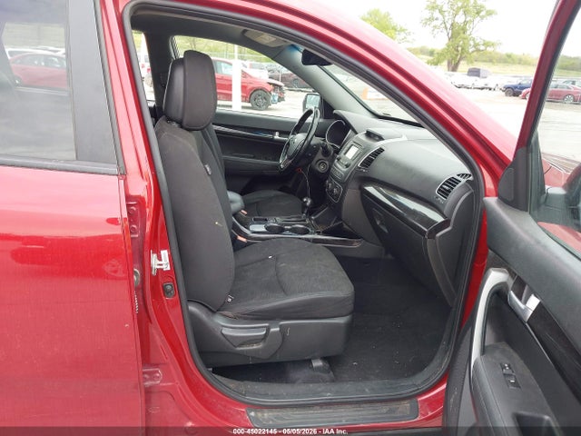 2015 Kia Sorento Lx მანქანა იყიდება აუქციონზე, vin: 5XYKTDA61FG562406, აუქციონის ნომერი: 45022145