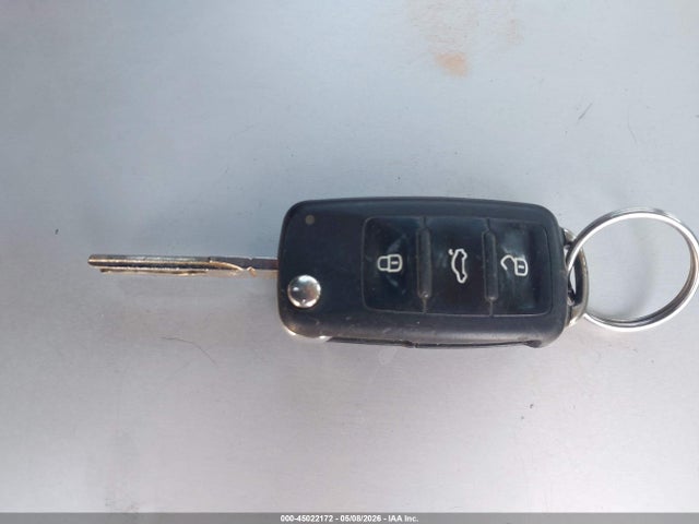45022172 :رقم المزاد ، 1VWBN7A35DC126013 vin ، 2013 Volkswagen Passat 2.0l Tdi Se مزاد بيع