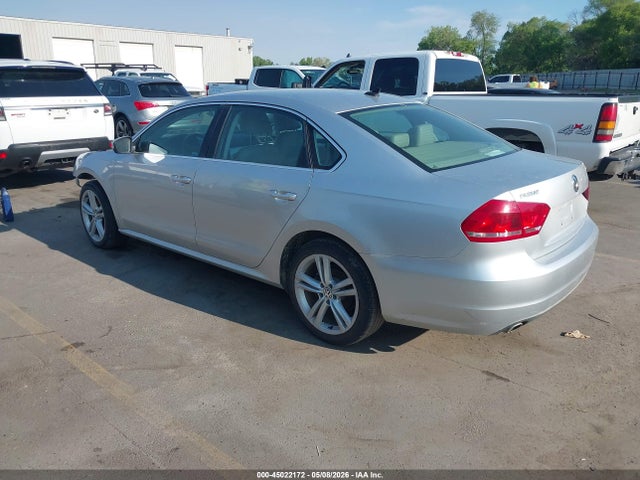 45022172 :رقم المزاد ، 1VWBN7A35DC126013 vin ، 2013 Volkswagen Passat 2.0l Tdi Se مزاد بيع