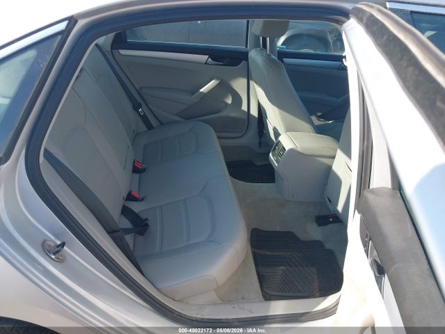 45022172 :رقم المزاد ، 1VWBN7A35DC126013 vin ، 2013 Volkswagen Passat 2.0l Tdi Se مزاد بيع
