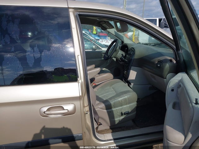 2005 Dodge Caravan Sxt მანქანა იყიდება აუქციონზე, vin: 1D4GP45R15B311105, აუქციონის ნომერი: 45022179