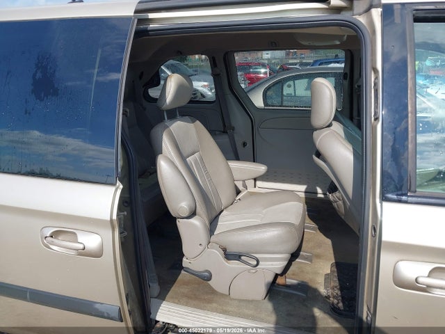 2005 Dodge Caravan Sxt მანქანა იყიდება აუქციონზე, vin: 1D4GP45R15B311105, აუქციონის ნომერი: 45022179